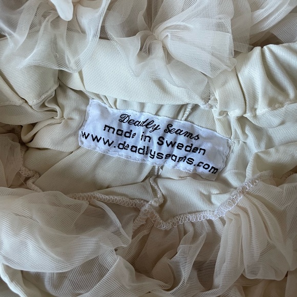 Deadly Seams Tutu - Picture 4 of 5